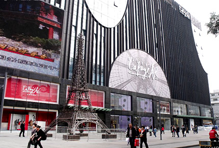 康平空調為老佛爺百貨西單店門面空調改造成功